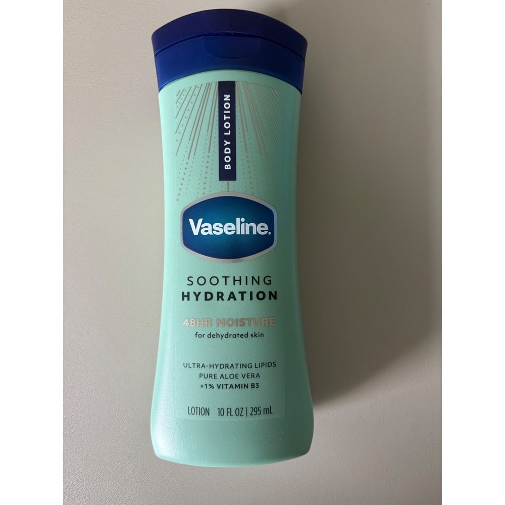 Vaseline Soothing Hydration Body Lotion 10oz Aloe Vera Vitamin B3 48HR Moisture